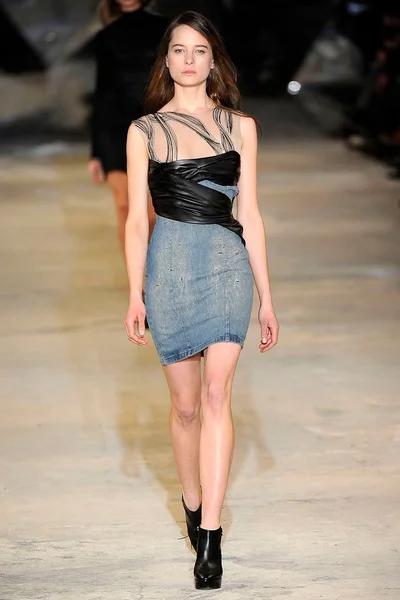 Look 39